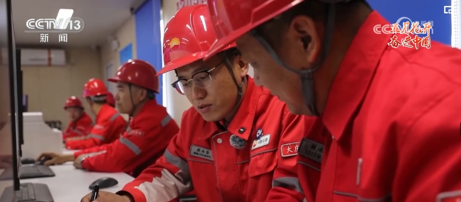 尊龙凯时：实干诠释担当为向往生活着色一系列重磅基建工程成为创新和突破典范(图14)