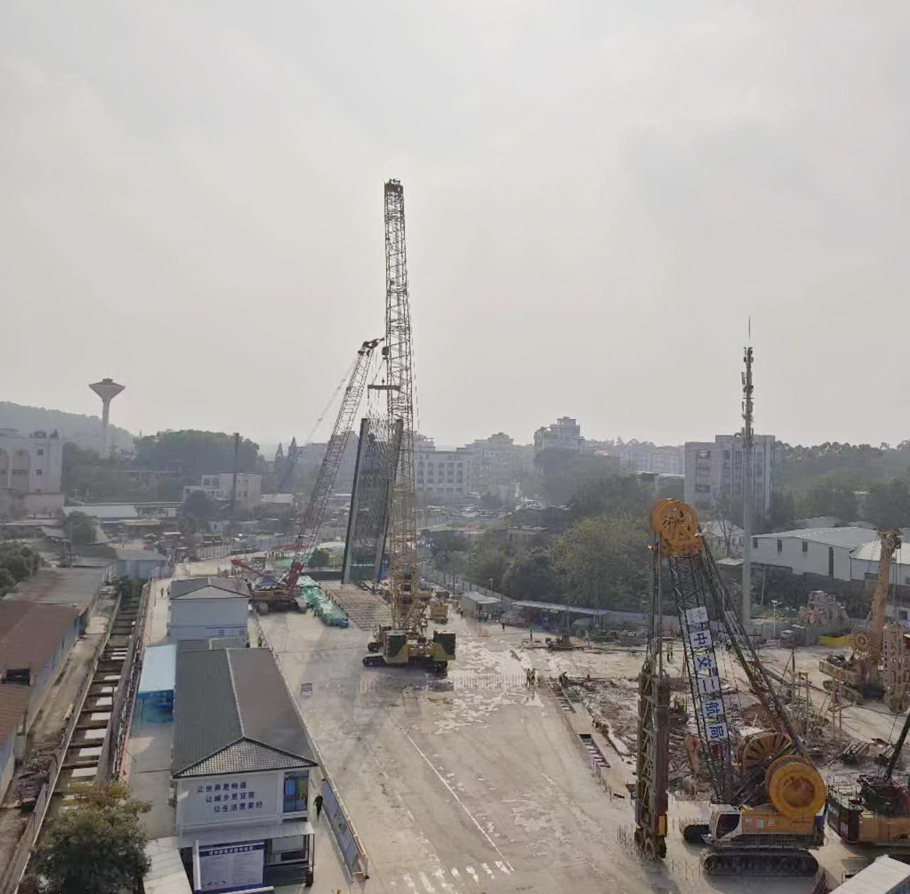人生就是博：广州地铁八号线北延段首个工点围护结构完成为盾构始发提供条件(图2)