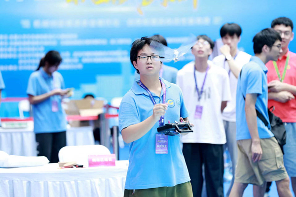 人生就是博：129所高校同台竞技重庆理工大学获2项一等奖(图4)