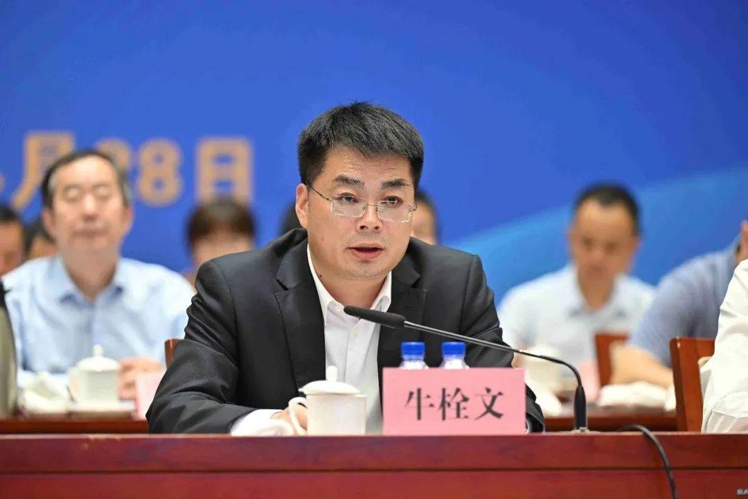 推进装备一体化攻关高效开发难动用储量(图2)