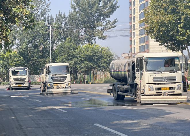 人生就是博：巷巷清、街街净……他们在行动→