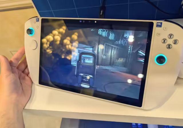 人生就是博：【硬件资讯】CES2025拾遗！Intel还展示了什么？模块化PC？裸眼3D掌机？首款18A芯片？一起来看一下吧！！(图8)