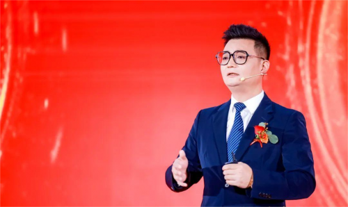 尊龙凯时网站：团结奋进共创新辉煌：2024年口味王集团全国经销商大会圆满落幕(图3)