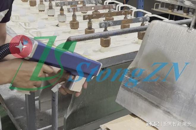 激光清洗机在镍板除积碳上的应用原理与优势