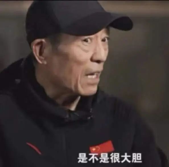 人生就是博：机器人扭秧歌被扶下台成春晚最搞笑节目打工人花99万就能拥有一个机械太奶？(图3)