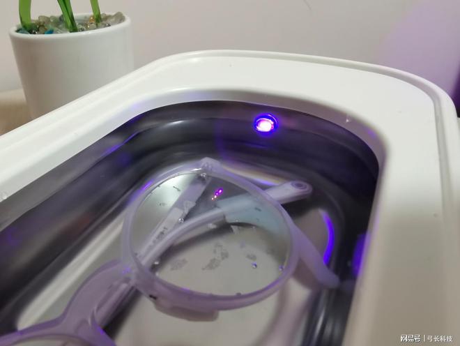 人生就是博：洗眼镜还在用手洗？希亦超声波清洗机是科技改变了生活！(图7)