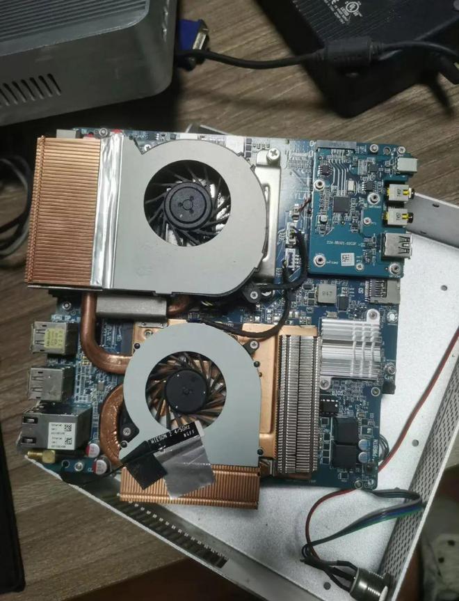 尊龙凯时网站：全金属的mini小主机内置GTX1060独立显卡二手也不便宜(图4)