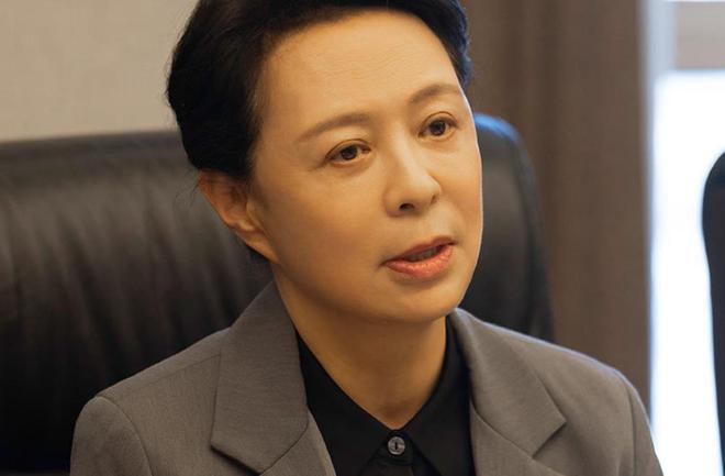 尊龙凯时网站：以法之名：80万金条都“砸”不垮谢鸿飞张放撤回指导组另有深意(图5)
