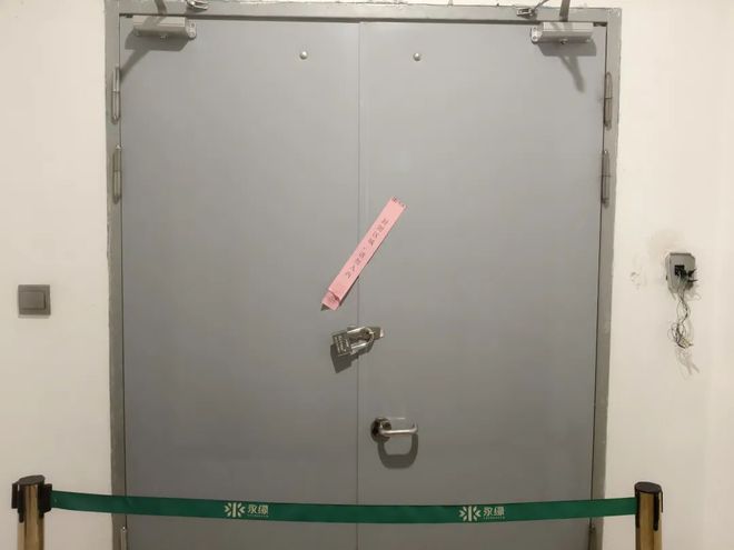 人生就是博：知名机构出现大规模兑付异常！“存的黄金提不出来也无法退款”有人投了上千万元！银行、保险公司回应警方已立案(图3)