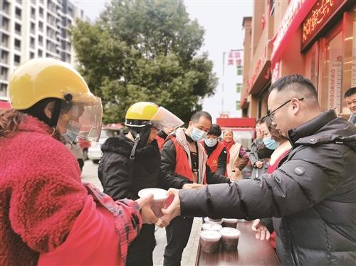 z6尊龙·凯时：留岗有“礼”加“薪”用情留在路桥过个温暖吉祥年(图3)