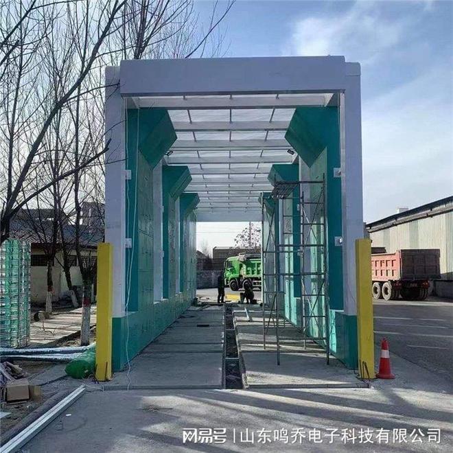 钢厂龙门式清洗机：工业清洁的“钢铁卫士”